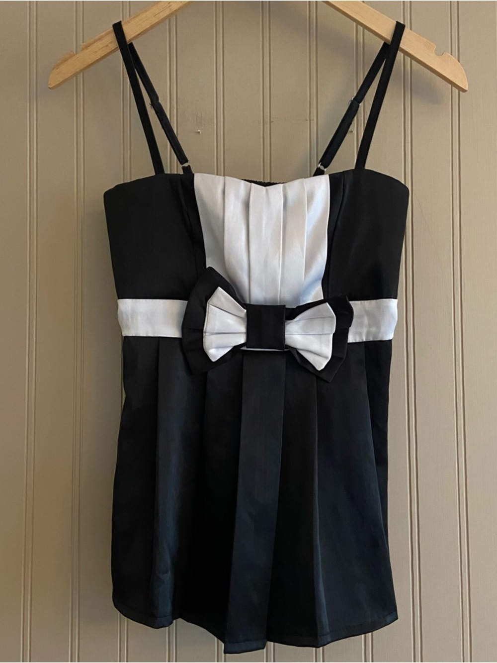 Rosetti Y2K Black & White Satin Tank Top Women’s Size Small